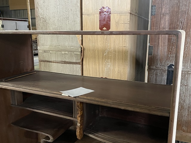 茶箪笥の裏板修理
