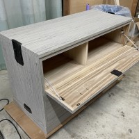 桐箪笥をTVボード
