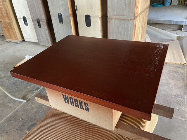 長火鉢をカシューで塗装