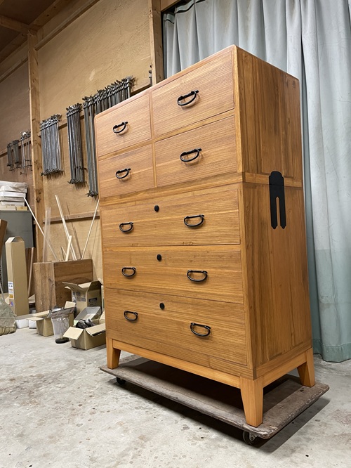 桐箪笥のリメイク