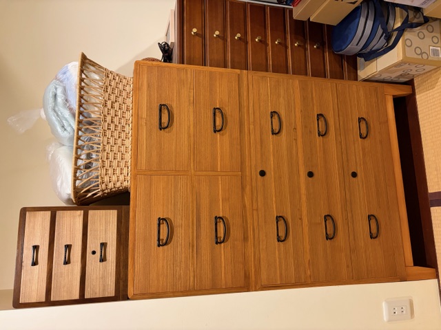 据え付け後のリメイク箪笥