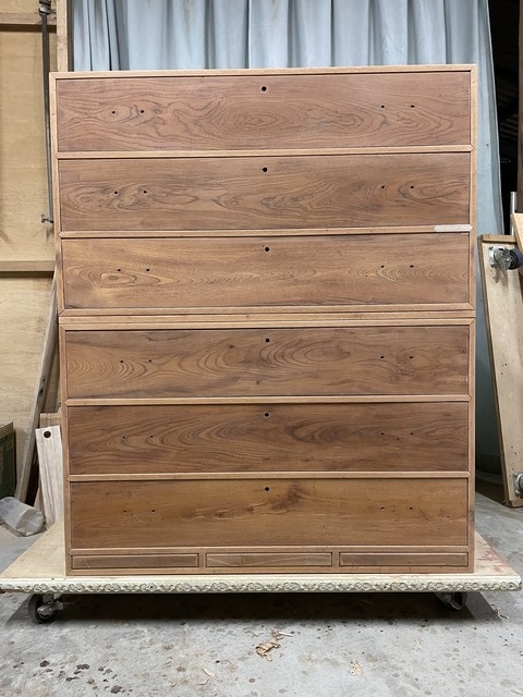 古い塗装を剥がした素地