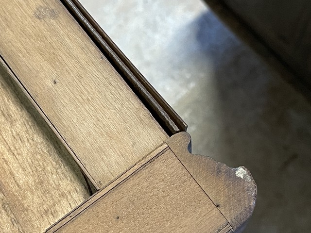 突板の剥がれ修理