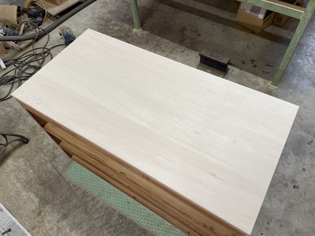 キャスターの下地