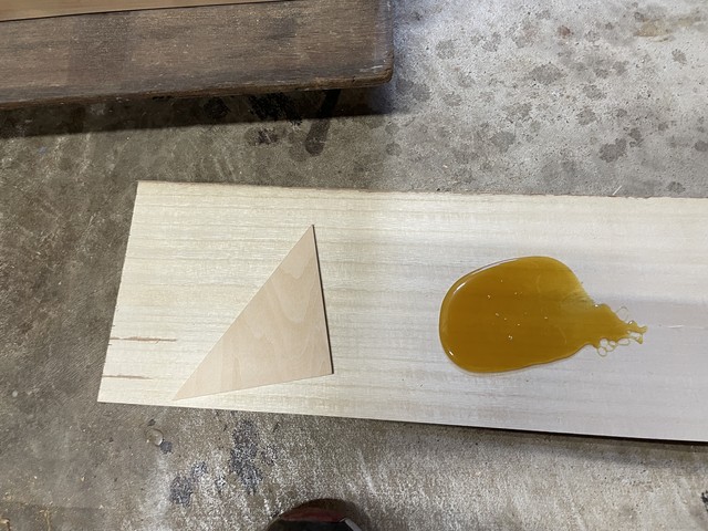 ゴム系接着剤